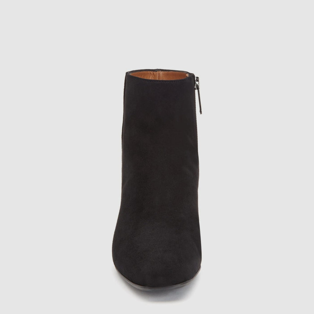 ULYSSA ANKLE BOOT