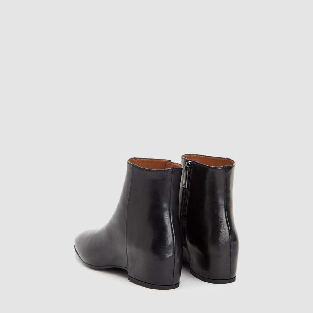 ULYSSA ANKLE BOOT