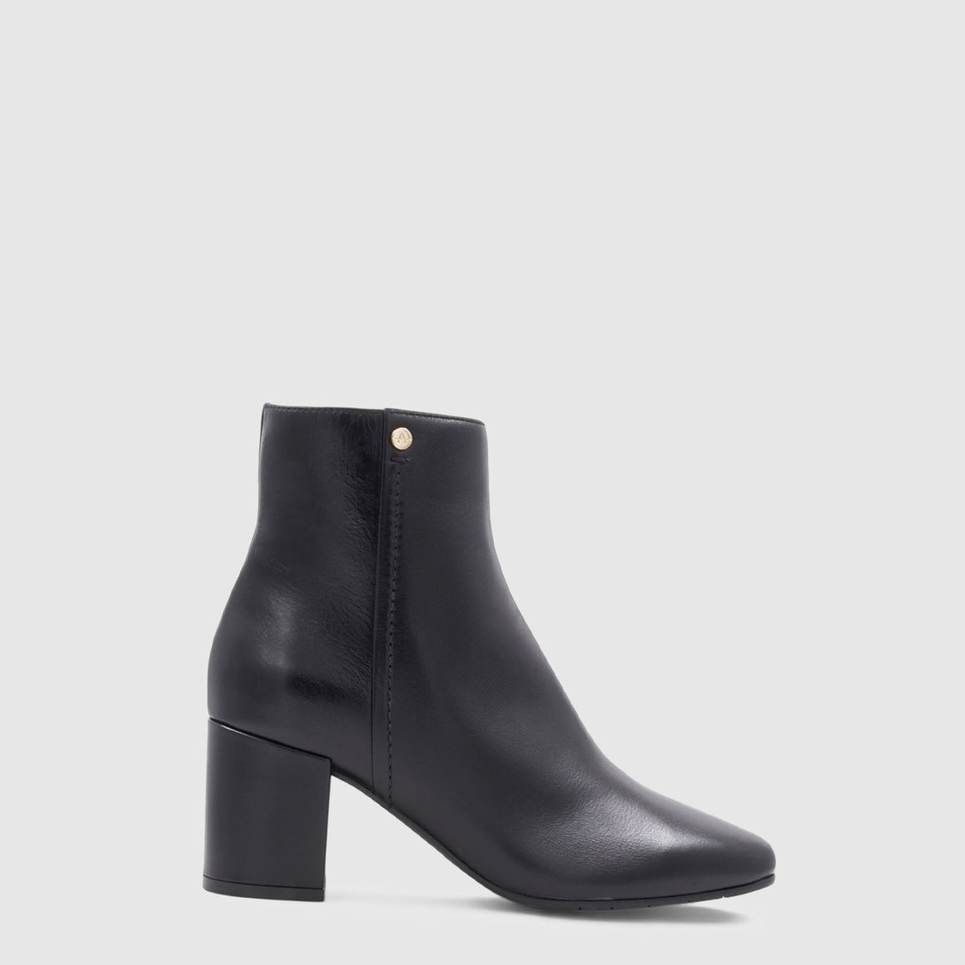 Domani ankle boot in black nappa leather with a square toe