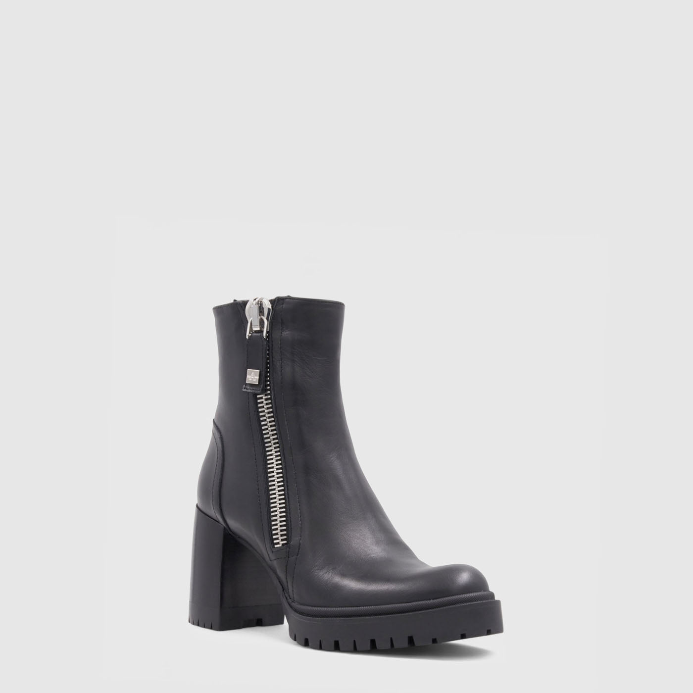 Emma ankle boot in black calf leather with an outside zipper, alternate view