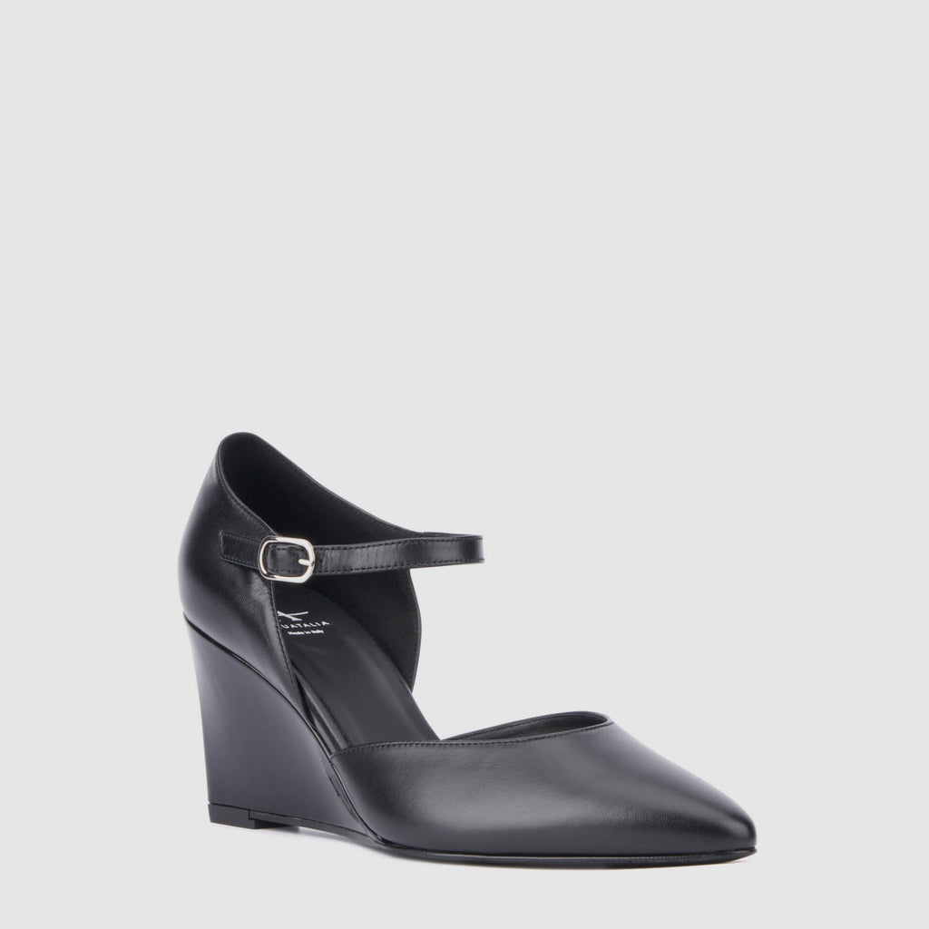 Penelopy Mary Jane in black nappa and patent leather, alternate view